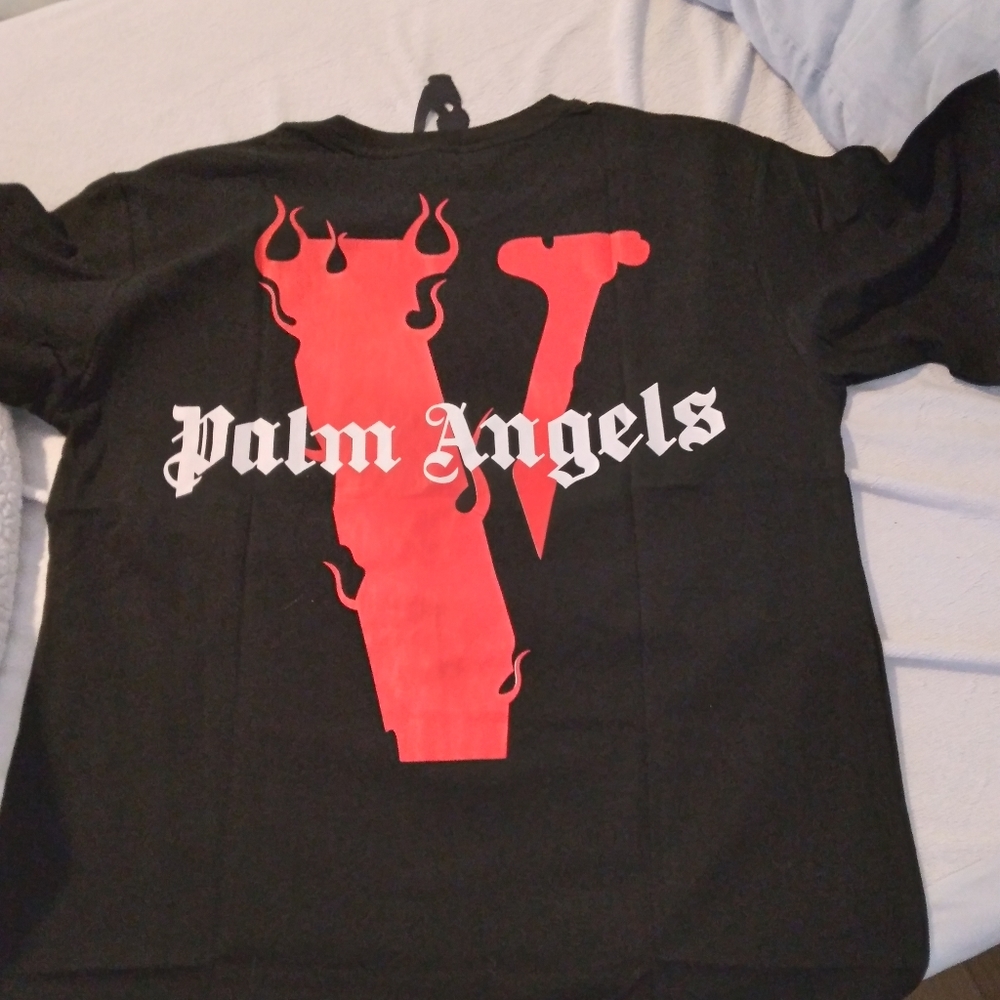 Vlone Palm Angel's shirt new!
